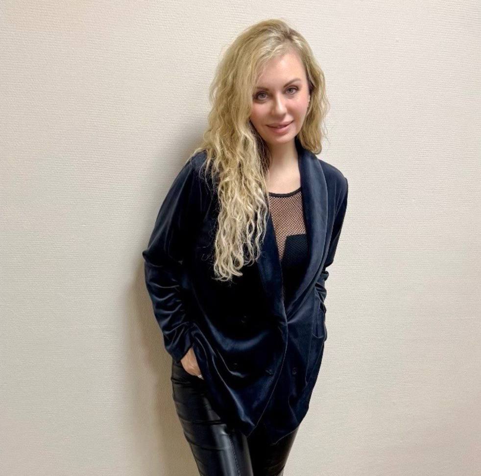 Елена - преподаватель школы Гетеротика